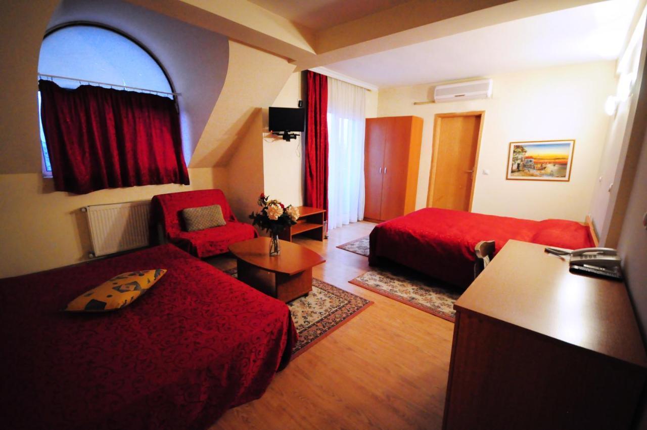 VIP Hotel SKOPJE Exterior foto